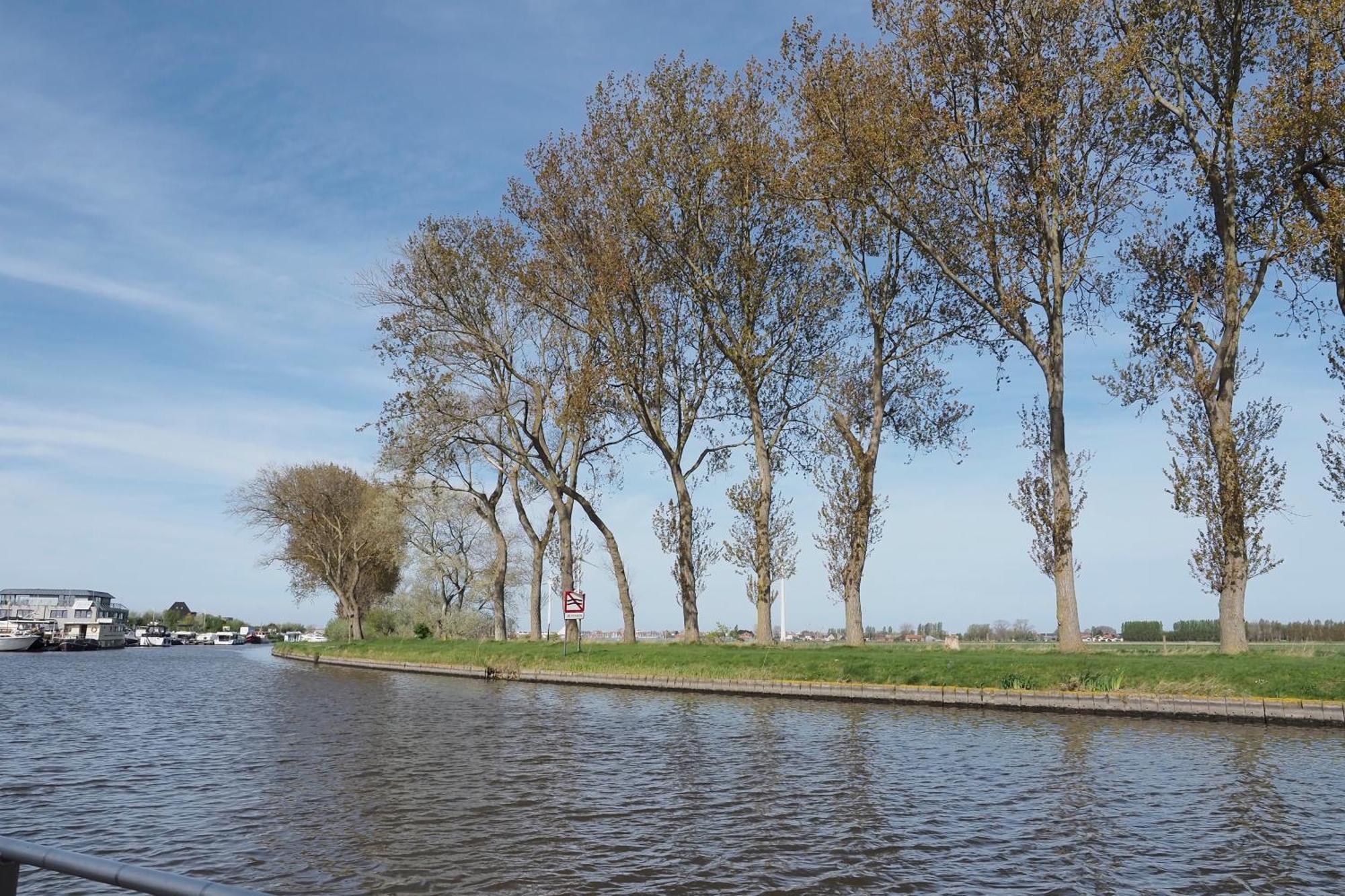 Houseboat Tiny Griffin Hotel Nieuwpoort Buitenkant foto