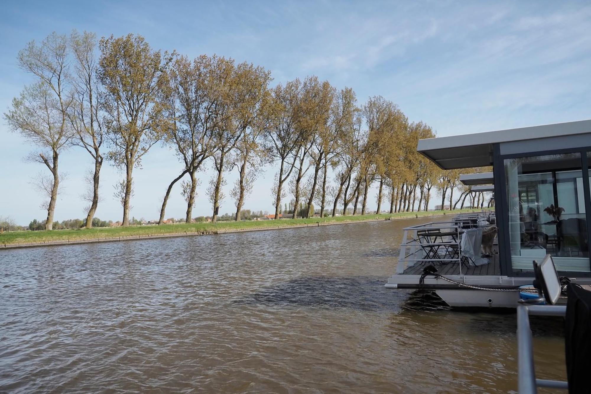 Houseboat Tiny Griffin Hotel Nieuwpoort Buitenkant foto